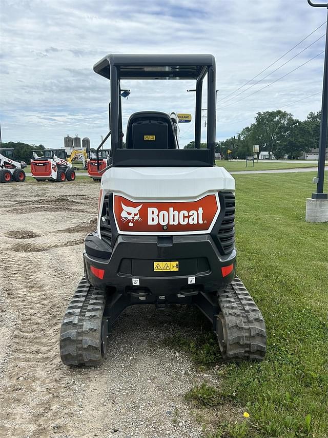 Image of Bobcat E26 equipment image 2