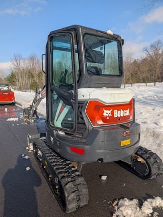 Main image Bobcat E35