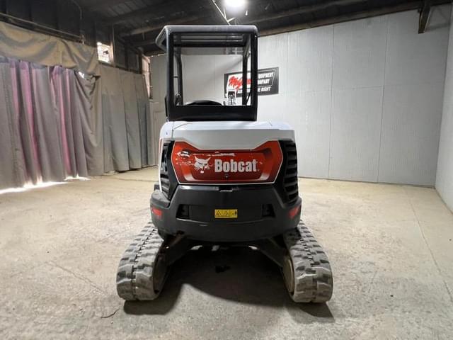 Image of Bobcat E35 equipment image 3
