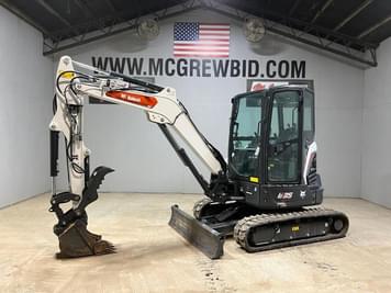 Main image Bobcat E35