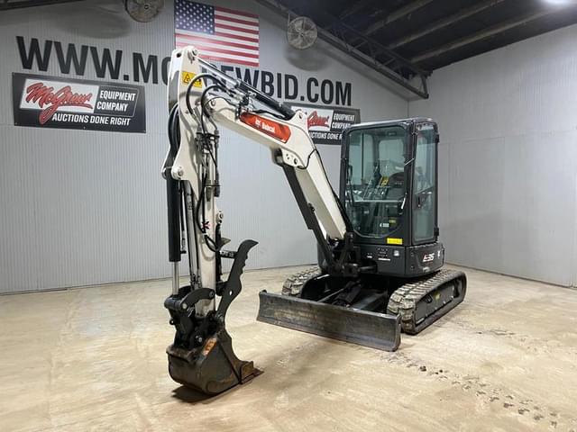 Image of Bobcat E35 equipment image 1