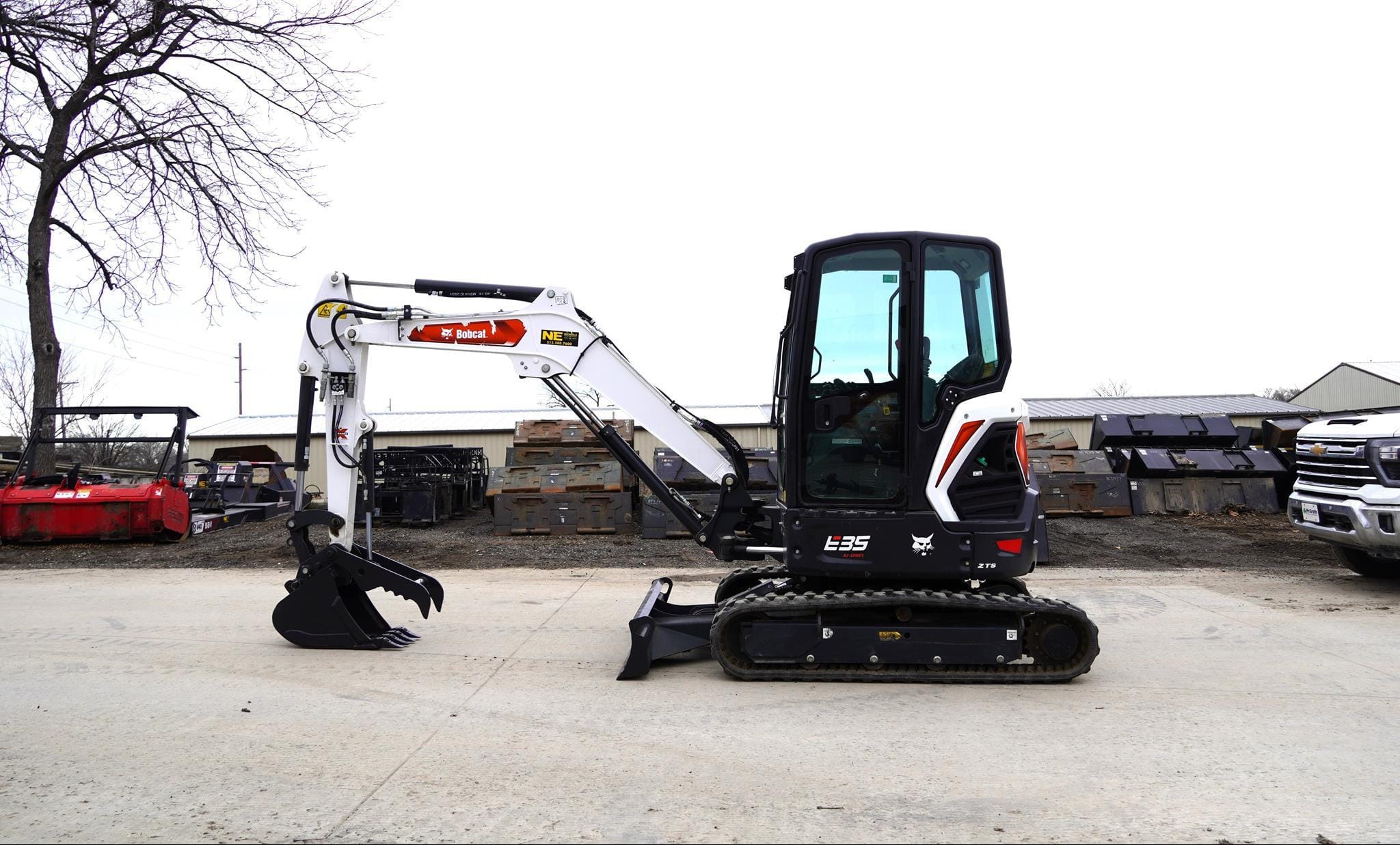 2024 Bobcat E35 R2 Equipment Image0