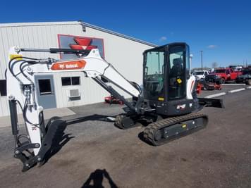 Main image Bobcat E48