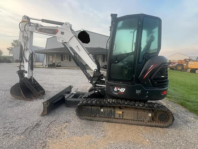 Image of Bobcat E48 equipment image 2