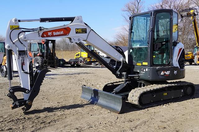 Image of Bobcat E48 equipment image 2