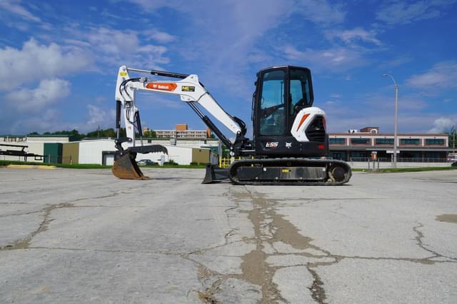 Image of Bobcat E55 equipment image 2