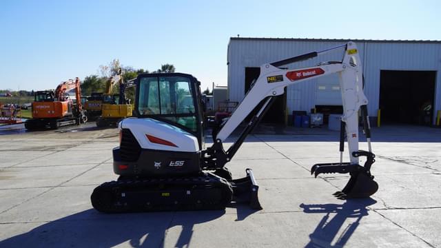 Image of Bobcat E55 equipment image 4