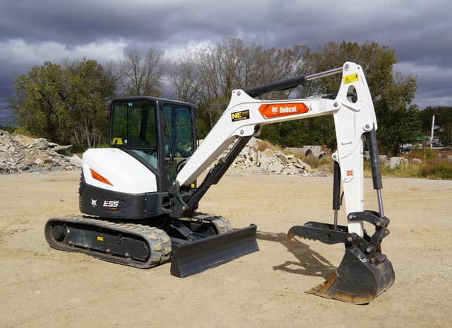 Image of Bobcat E55 equipment image 4