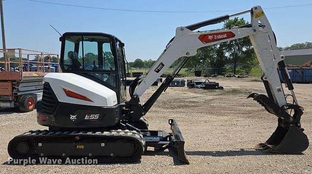 Image of Bobcat E55 equipment image 3