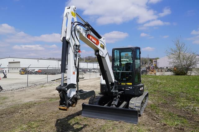Image of Bobcat E55 equipment image 1
