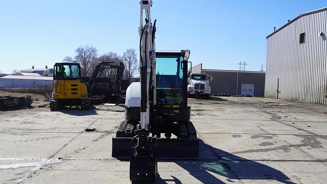 Image of Bobcat E60 equipment image 3