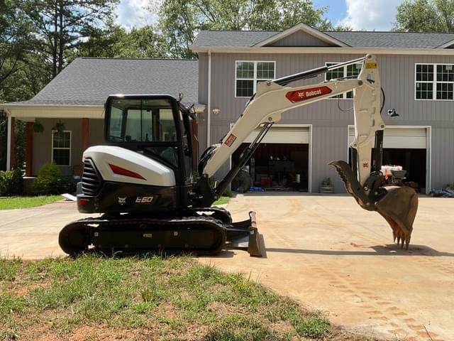 Image of Bobcat E60 equipment image 3