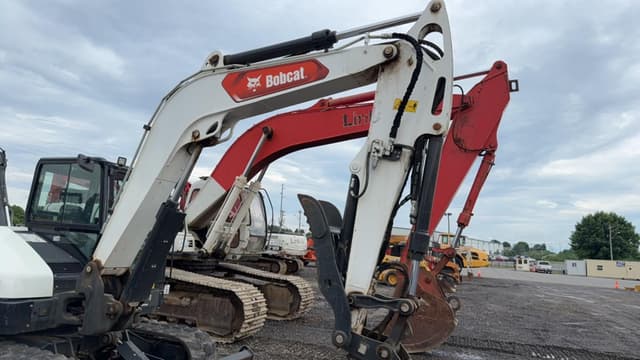 Image of Bobcat E88 equipment image 3