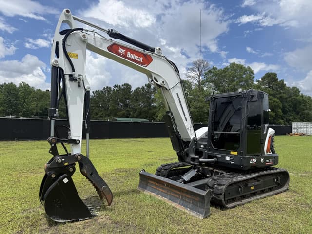 Image of Bobcat E88 equipment image 1