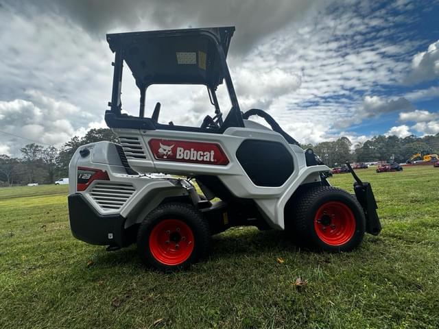 Image of Bobcat L23 equipment image 2