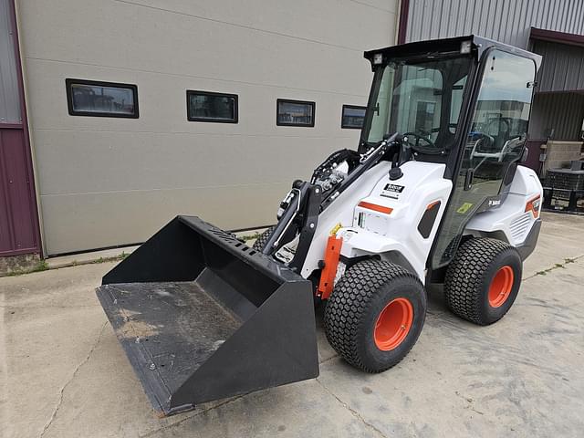 Image of Bobcat L28 equipment image 3