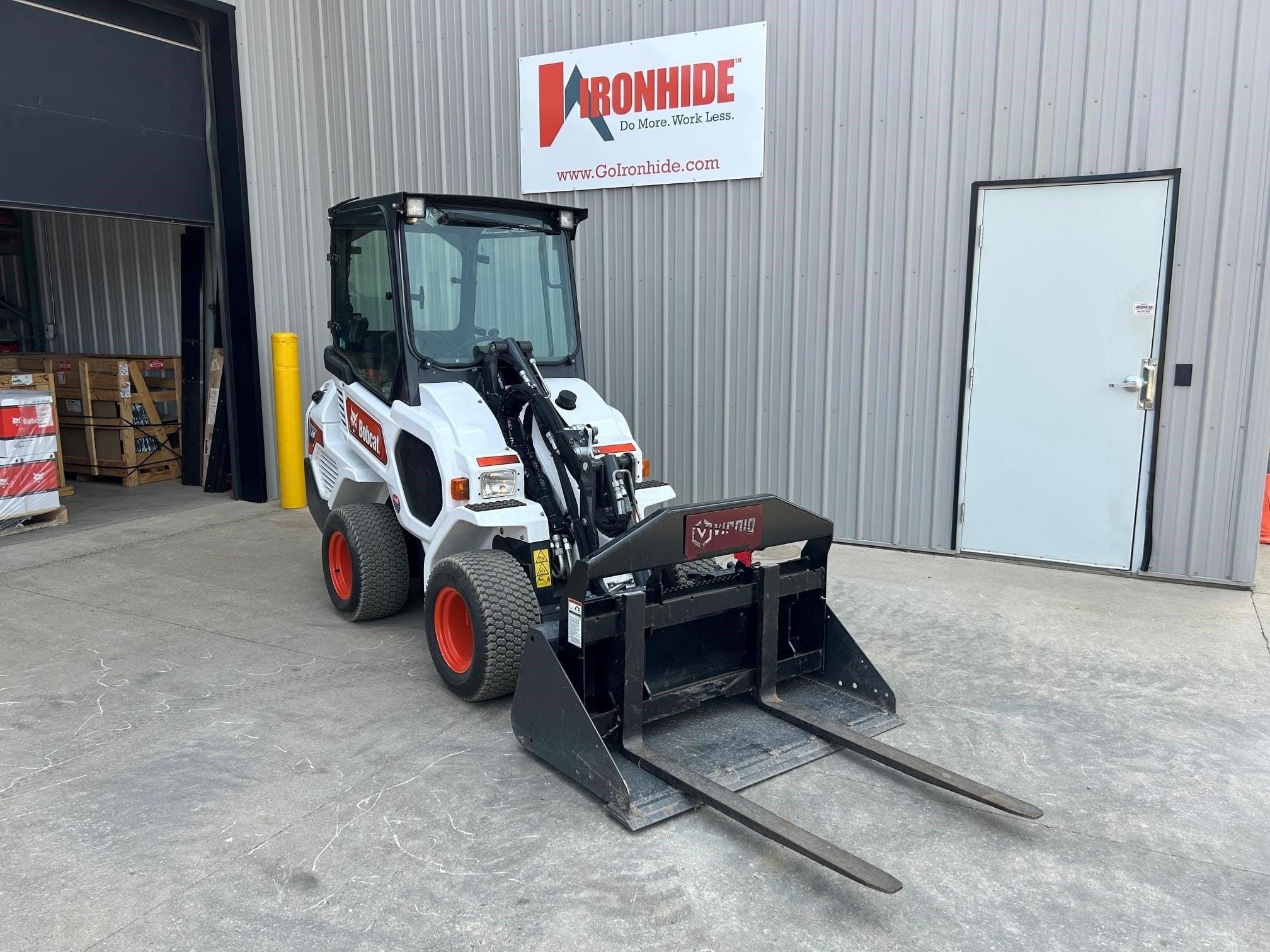 2024 Bobcat L28 Equipment Image0