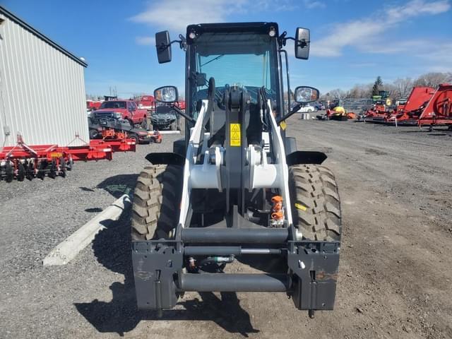 Image of Bobcat L85 equipment image 4