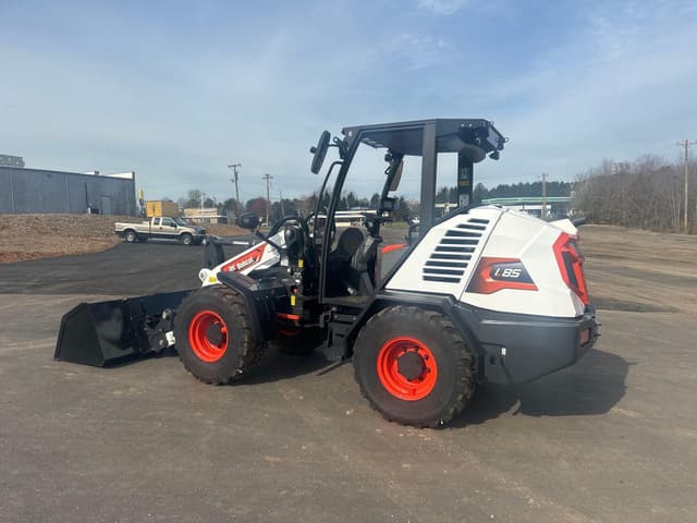 Image of Bobcat L85 equipment image 2