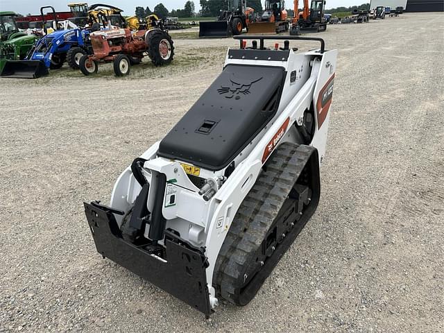 Image of Bobcat MT100 equipment image 1