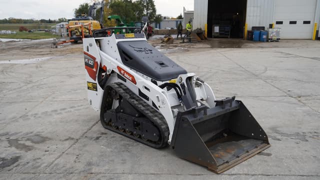 Image of Bobcat MT100 equipment image 3