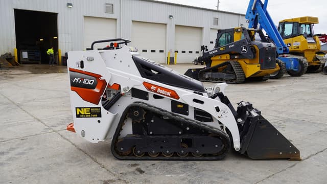 Image of Bobcat MT100 equipment image 4
