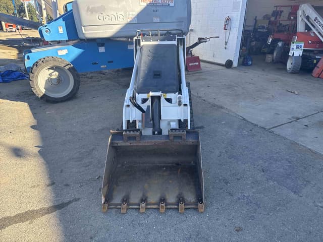 Image of Bobcat MT100 equipment image 2