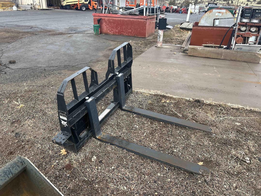 Image of Bobcat Pallet Fork SD Image 1
