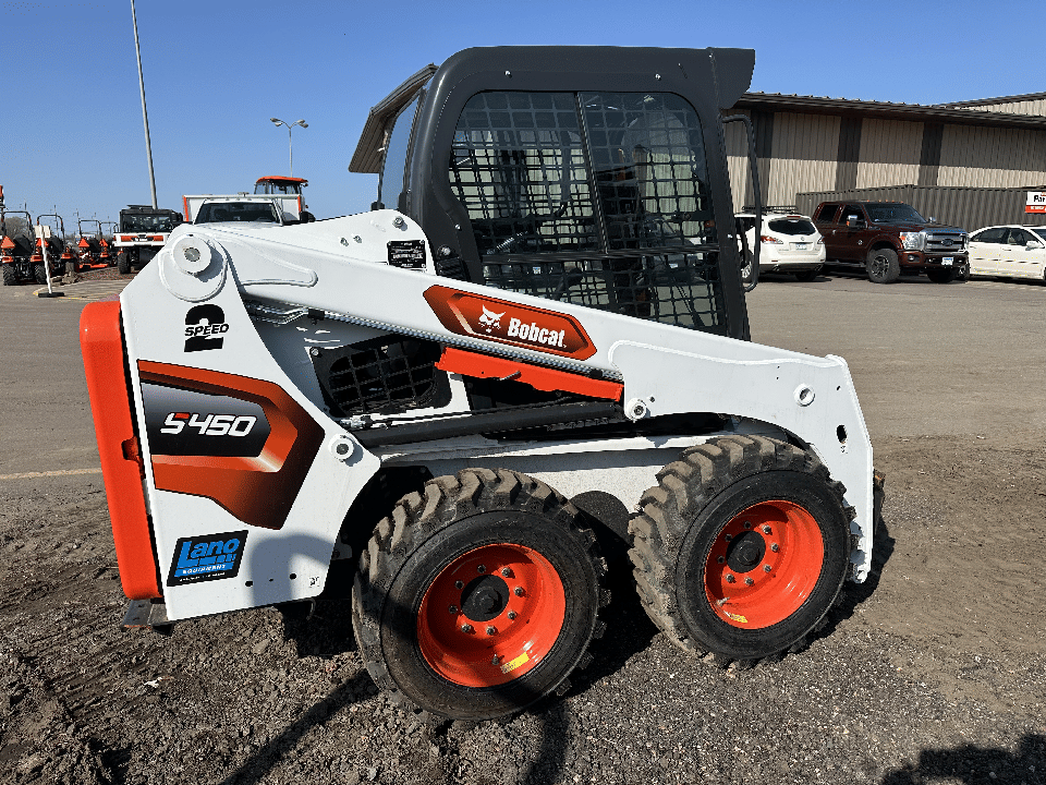 2024 Bobcat S450 Equipment Image0