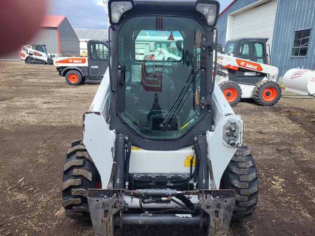 Image of Bobcat S590 equipment image 3