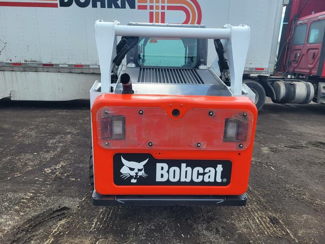 Image of Bobcat S590 equipment image 2