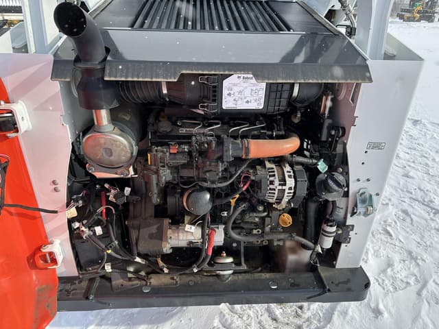 Image of Bobcat S590 equipment image 4