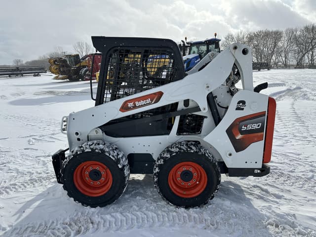 Image of Bobcat S590 equipment image 1