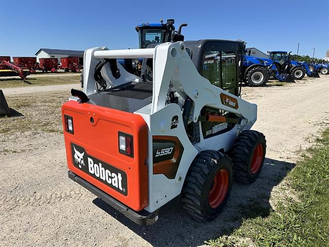 Image of Bobcat S590 equipment image 4