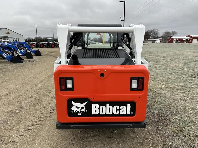 Image of Bobcat S590 equipment image 3