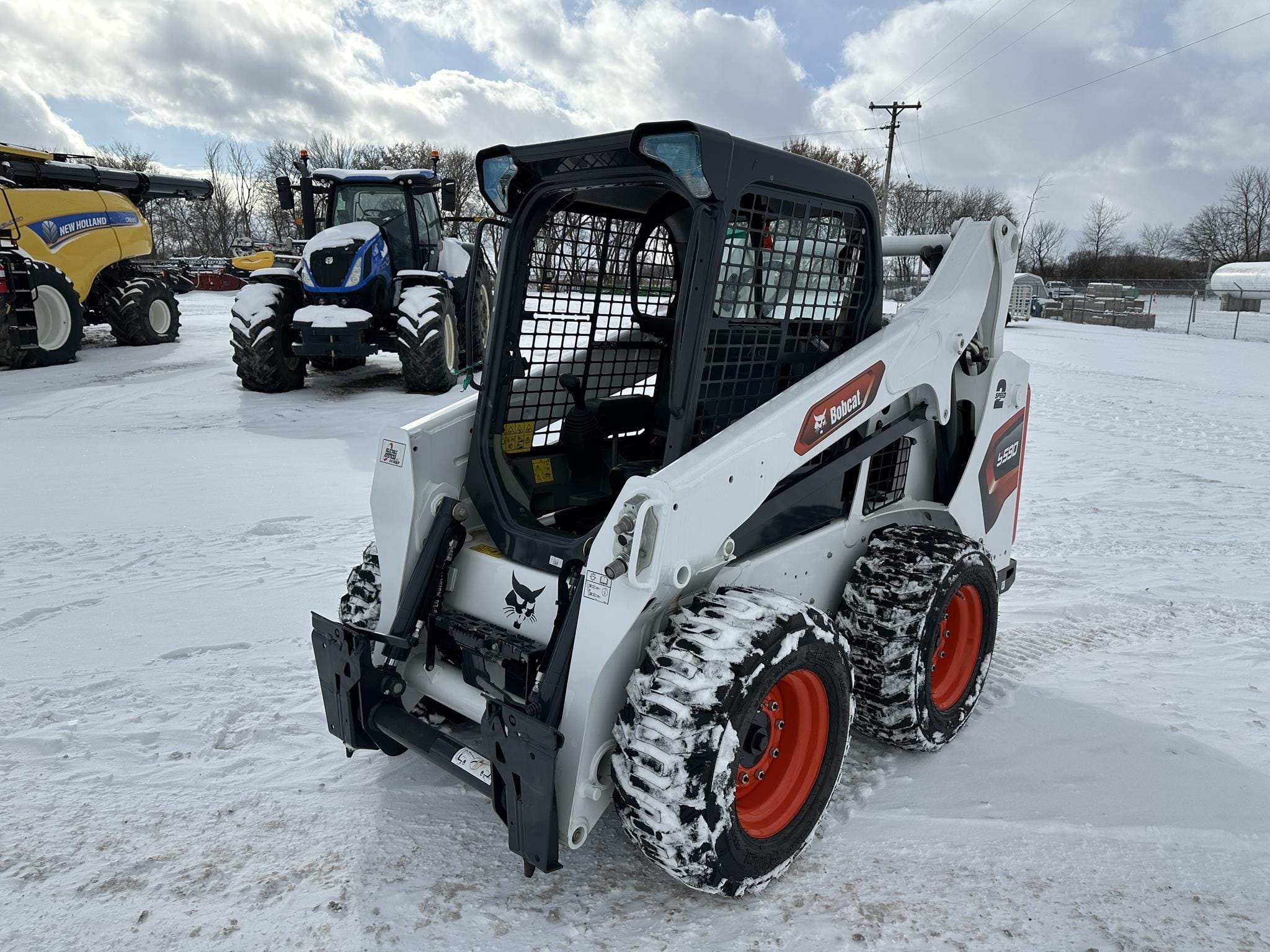 2024 Bobcat S590 Equipment Image0