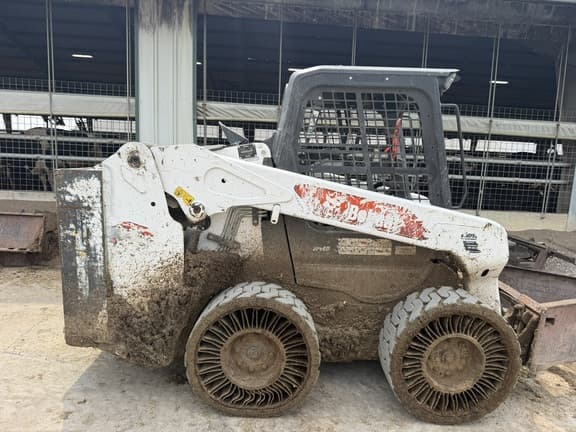 Image of Bobcat S62 equipment image 2