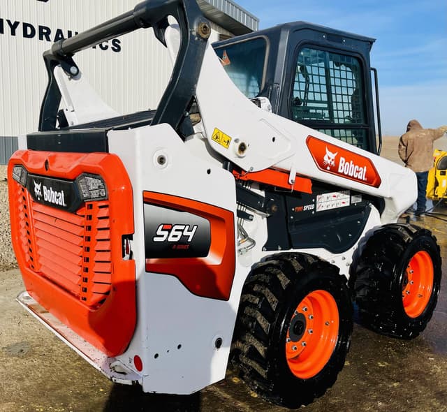 Image of Bobcat S64 equipment image 3