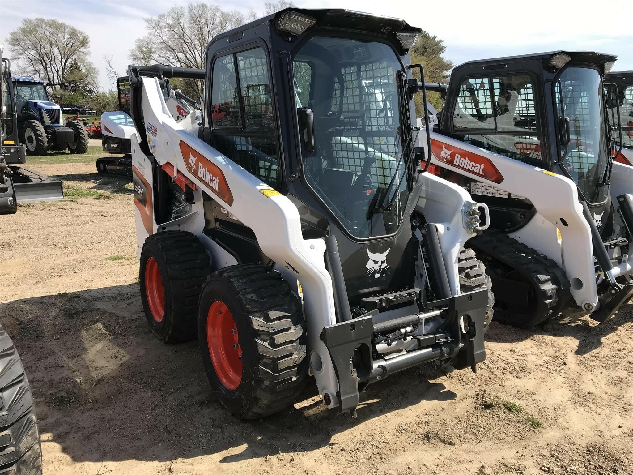 Main image Bobcat S64