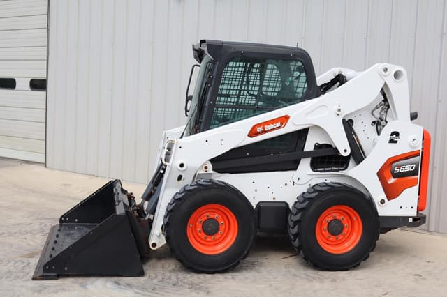 Image of Bobcat S650 equipment image 3