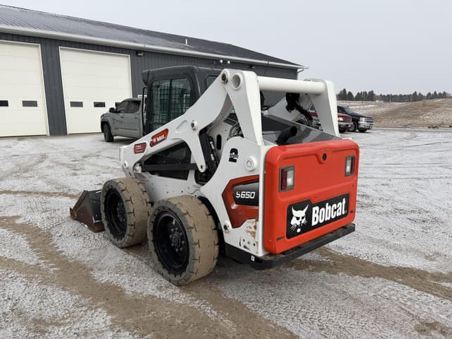 Image of Bobcat S650 equipment image 2