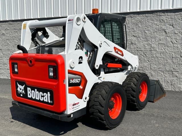 Image of Bobcat S650 equipment image 4