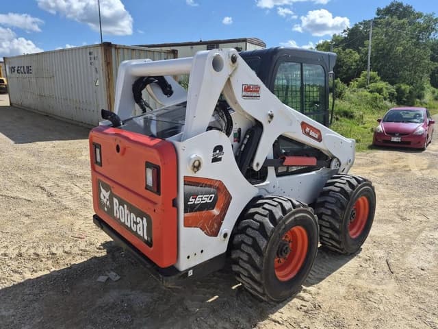 Image of Bobcat S650 equipment image 2