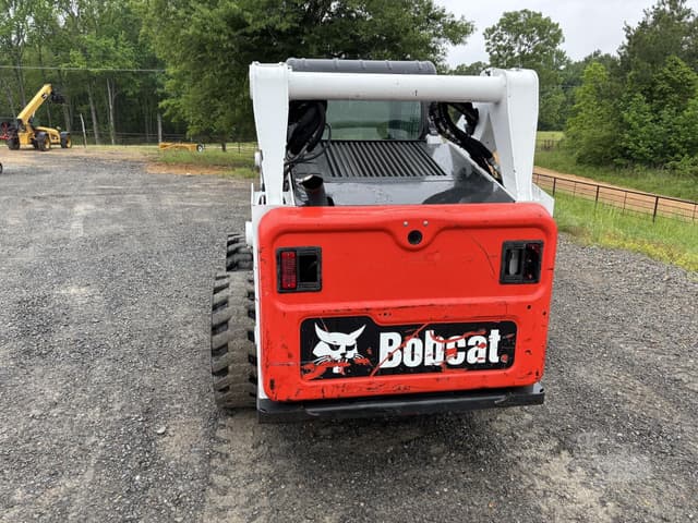Image of Bobcat S650 equipment image 3