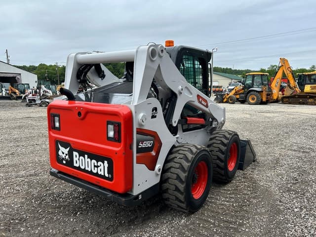 Image of Bobcat S650 equipment image 3