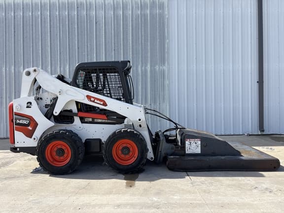Image of Bobcat S650 equipment image 3