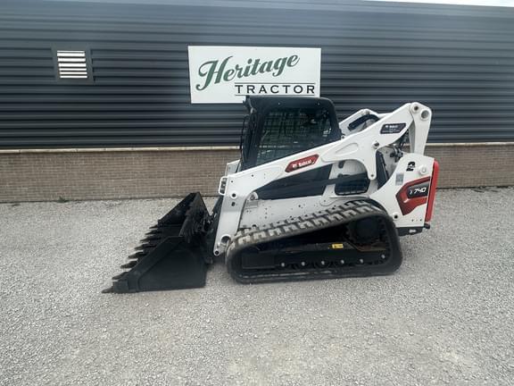 Image of Bobcat S740 equipment image 2