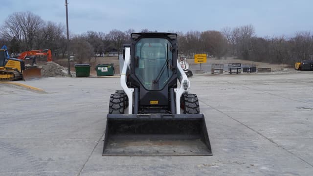 Image of Bobcat S76 equipment image 3