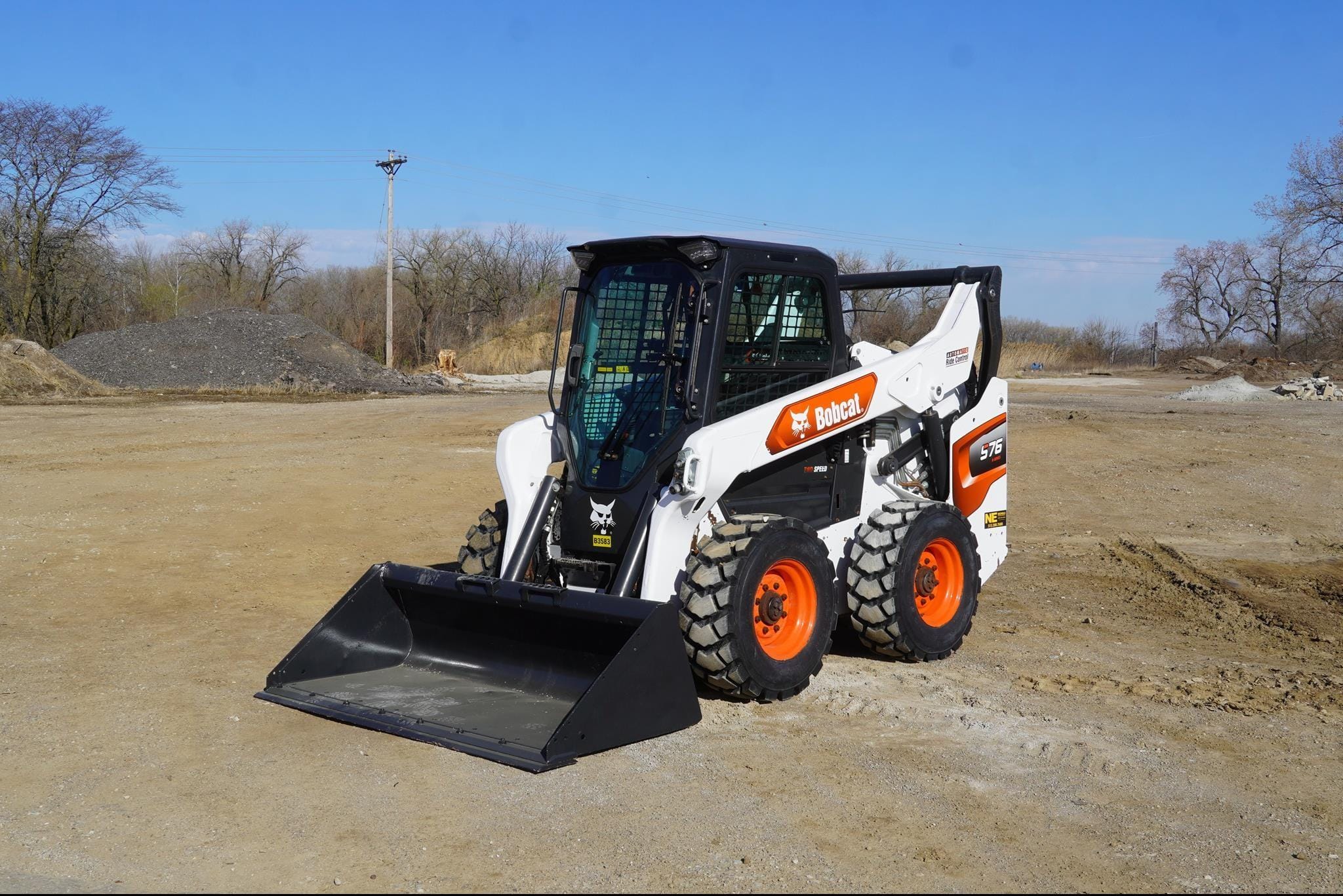 2024 Bobcat S76 Equipment Image0