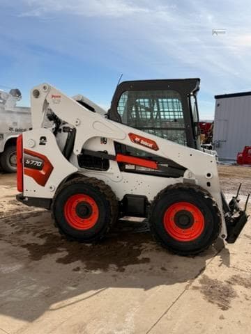 Image of Bobcat S770 equipment image 2